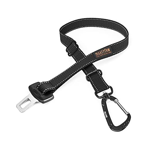 Mighty Paw black dog seat belt with metal carabiner